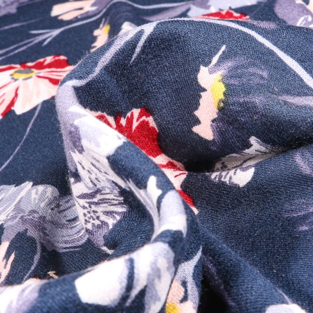 Tissu Jersey Viscose avec aspect crêpe Karine sur fond Bleu marine