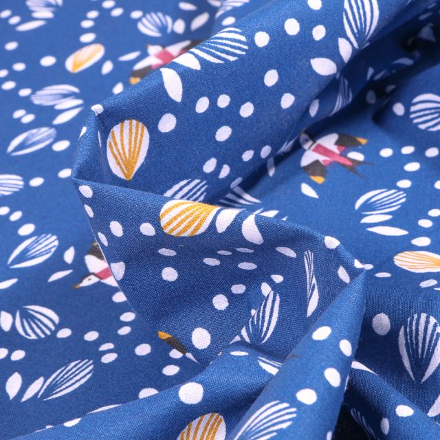Tissu Coton imprimé Arty Jolhiro sur fond Bleu