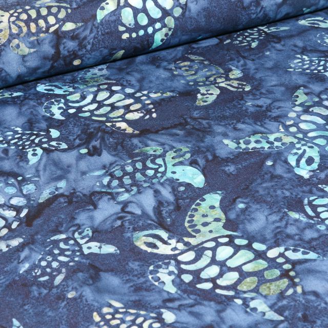 Tissu Batik  Surate sur fond Bleu foncé