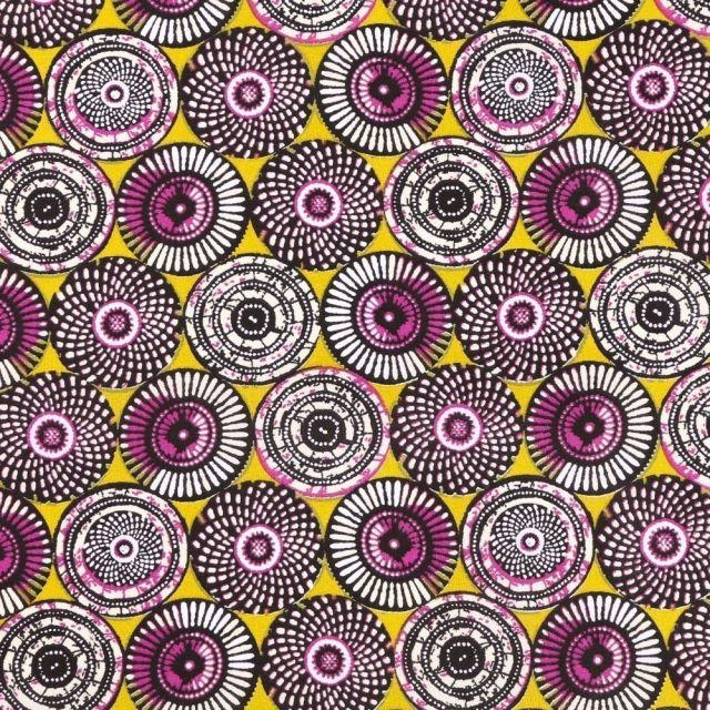 Tissu Coton Imprimé Arty Cercles Blancs, violets et noirs sur fond Lime - Par 10 cm