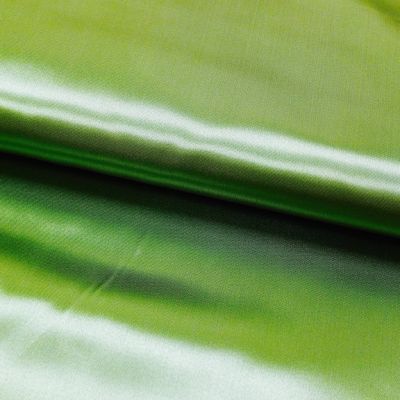Tissu Satin uni Vert pomme x1m