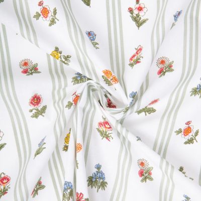 Tissu Coton imprimé Arty Fleurs et rayures Vert amande sur fond Blanc - Par 10 cm