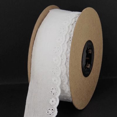 Ruban Broderie anglaise fleur ajourée 45 mm Blanc x1m