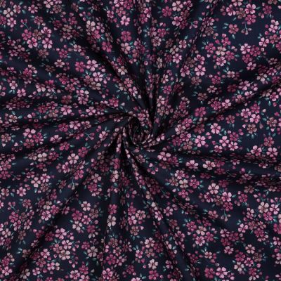 Tissu Popeline de Coton digital Shania floraison printanière sur fond Bleu marine - Par 10 cm