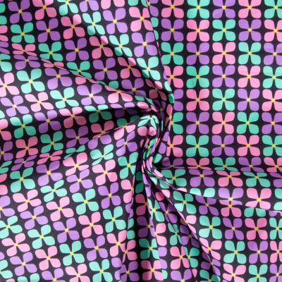 Coupon Tissu Coton enduit Poppy Fleur menthe et mauve sur fond Noir - Coupon de 300 cm