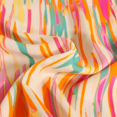 Tissu Viscose Digital motif abstrait façon coups de pinceau sur fond Crème - Par 10 cm