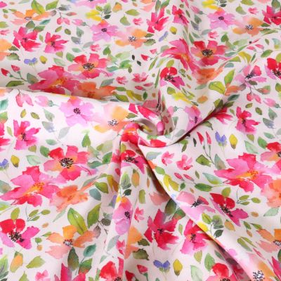 Tissu Viscose Digital imprimé Fleurs roses, rouges et oranges sur fond Blanc - Par 10 cm