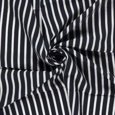 Tissu Crêpe de Viscose Basile fines rayures sur fond Noir - Par 10 cm