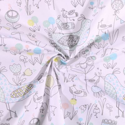 Tissu coton imprimé Arty Poules et fleurs pastel sur fond Blanc - Par 10 cm