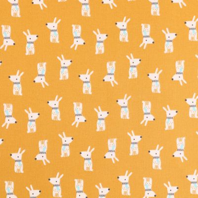 Tissu Coton imprimé Arty Lapins d&#039;Hiver Ecrus sur fond Moutarde - Par 10 cm