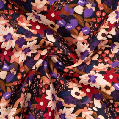 Tissu Viscose imprimé Aozi fleuris violet sur fond Noir - Par 10 cm