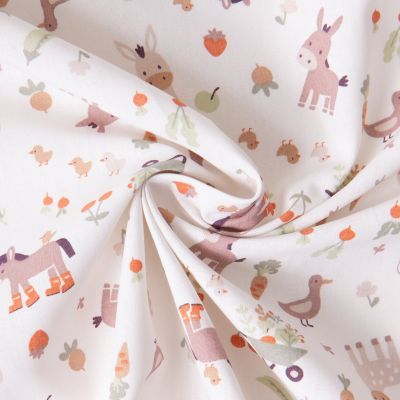 Tissu Coton imprimé Arty Animaux à la ferme Baude sur fond Blanc cassé - Par 10 cm