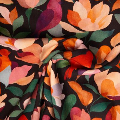 Tissu Viscose imprimé Calidris floral sur fond Marron chocolat - Par 10 cm