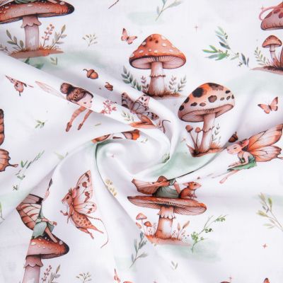 Tissu Coton imprimé Arty Arthur esprit féerique sur fond Blanc - Par 10 cm