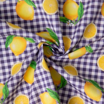 Tissu Coton imprimé Carreaux violet et citrons, oranges jaunes sur fond Blanc - Par 10 cm
