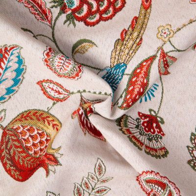 Tissu Jacquard d&#039;ameublement floral inspiration indienne sur fond Beige - Par 10 cm