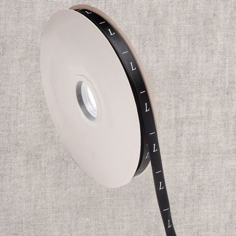 Ruban étiquettes 10 mm Taille L sur fond Noir