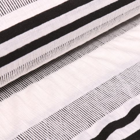 Coupon Tissu Jersey polyviscose Rayures texturées noires sur fond Blanc - Coupon de 200 cm