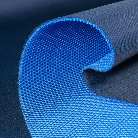 Coupon Tissu Résille matelassé mesh 3D Bleu - Coupon de 20 cm