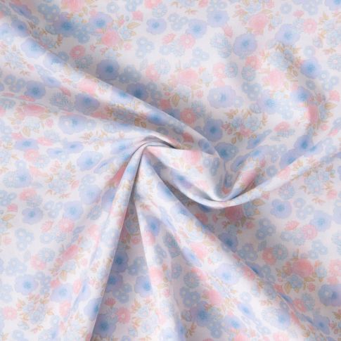 Tissu Popeline de Coton légère floral pastel bleu ciel pastel, rose et beige sur fond Blanc