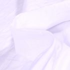 Tissu Taffetas d'habillement Froissé sur fond Blanc
