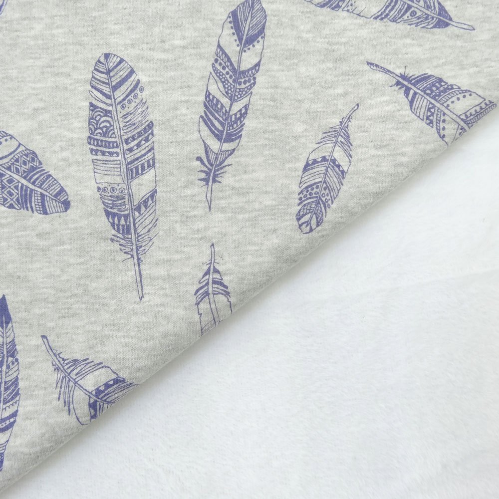 Tissu Sweat envers minky Gris blanc chiné Plumes Violettes