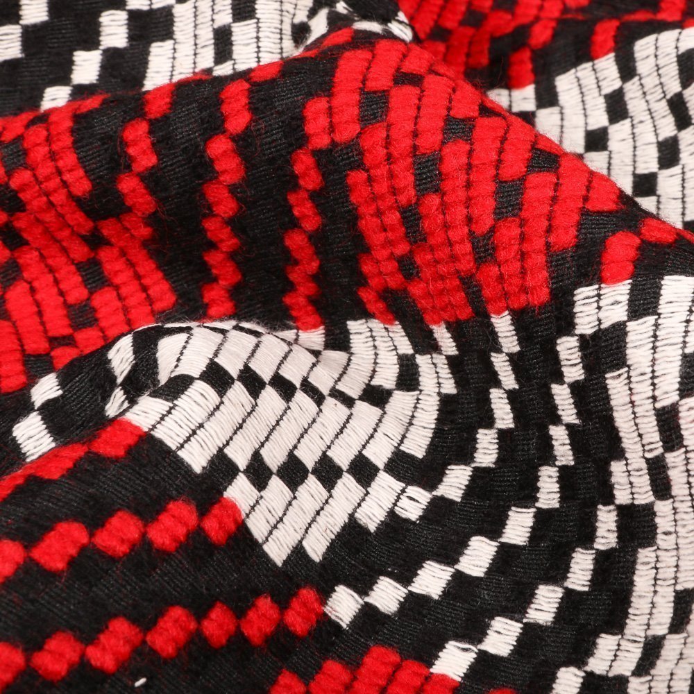 Tissu Gianni Jacquard Lainage Noir Carreaux Rouges et noirs
