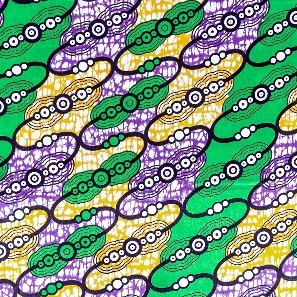 Tissu Wax Africain N°259 Cercles et courbes Verts et violets sur fond Blanc