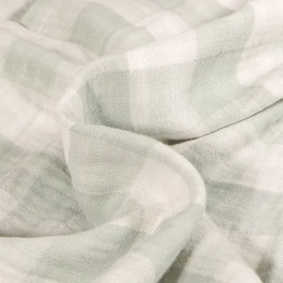 Tissu Double gaze reversible Vichy sur fond Vert pastel - Par 10 cm