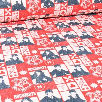 Tissu Coton imprimé sous licence Harry Potter Hogwarts sur fond Rouge - Par 10 cm