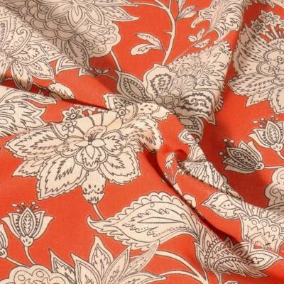 Tissu Coton imprimé Fleuris  Shanna sur fond Terre de Sienne - Par 10 cm