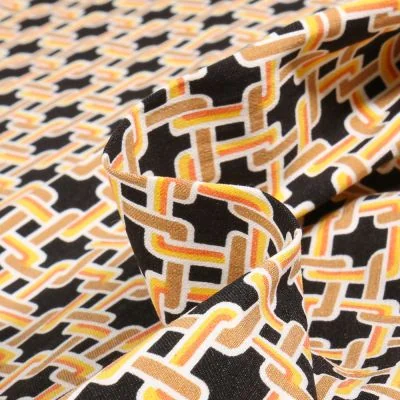 Tissu Bengaline Chains sur fond Noir - Par 10 cm