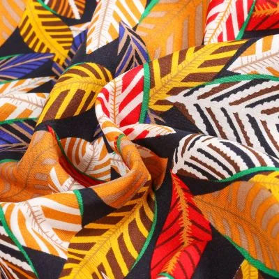 Tissu Viscose Cayla sur fond Noir - Par 10 cm