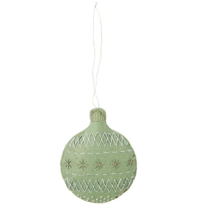 Kit de Broderie pendentif en feutre Boule de Noël - Rico Design