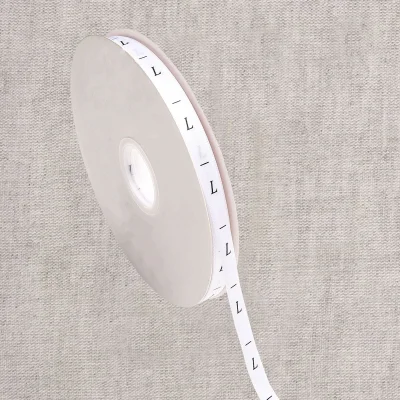 Ruban étiquettes 10 mm Taille L sur fond Blanc