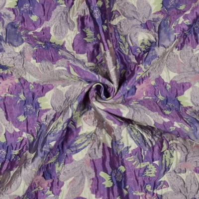 Tissu Jacquard Clara fleuris Lilas sur fond Ecru - Par 10 cm