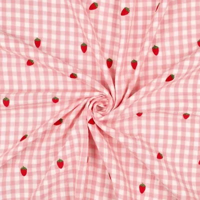 Tissu Double gaze de Coton Fraises brodées vichy Rose sur fond Blanc cassé - Par 10 cm