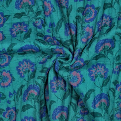 Tissu Double gaze de Coton Matelassé Elea fleurs Bleu réversible sur fond Vert canard - Par 10 cm