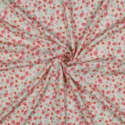 Tissu Viscose imprimé digital Ursula tapis de fleurs Rose sur fond Ecru - Par 10 cm