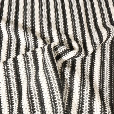 Tissu Crochet ajouré rayé Noir et Blanc - Par 10 cm