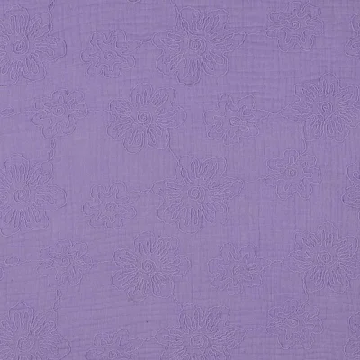 Tissu Double gaze  fleurs brodés Florima sur fond Violet - Par 10 cm