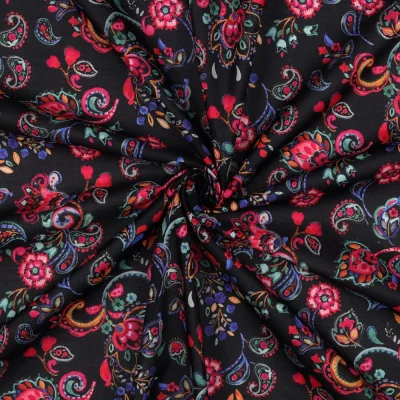 Tissu Voile de Coton digital fleurs Multicolores sur fond Noir - Par 10 cm
