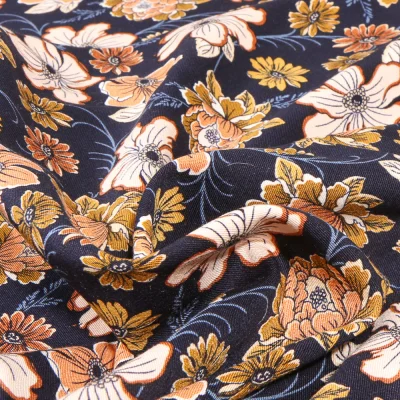 Tissu Viscose Twill extensible Pivia sur fond Bleu marine - Par 10 cm