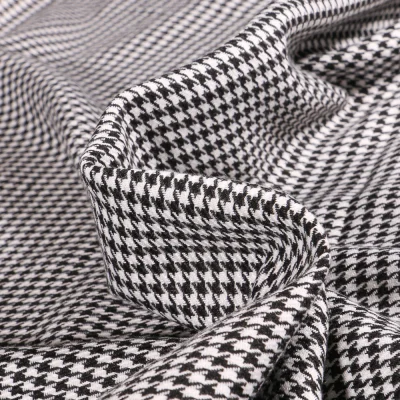 Tissu Tartan Pied de poule Noir sur fond Blanc - Par 10 cm