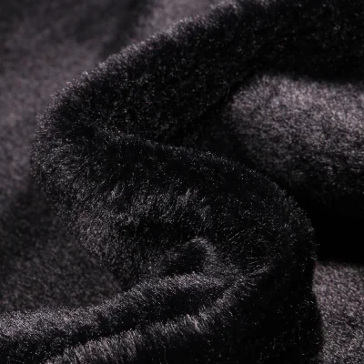 Tissu Fausse fourrure Ultra douce  Bear sur fond Noir - Par 10 cm