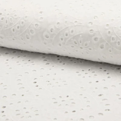 Tissu Broderie anglaise Deluxe n°050 sur fond Blanc - Par 10 cm
