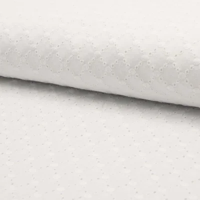 Tissu Broderie Anglaise Losanges Blanc sur fond Blanc - Par 10 cm