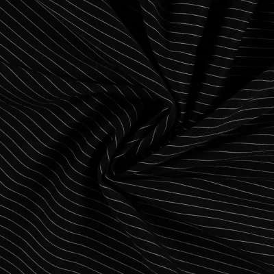 Tissu Jacquard polyviscose extensible fines rayures Blanc sur fond Noir - Par 10 cm