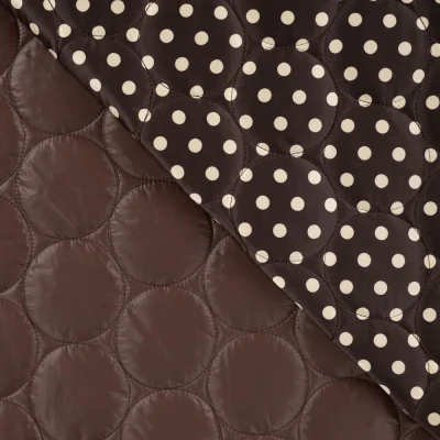 Tissu Doudoune matelassé Betty réversible petits pois Blanc sur fond Marron chocolat - Par 10 cm