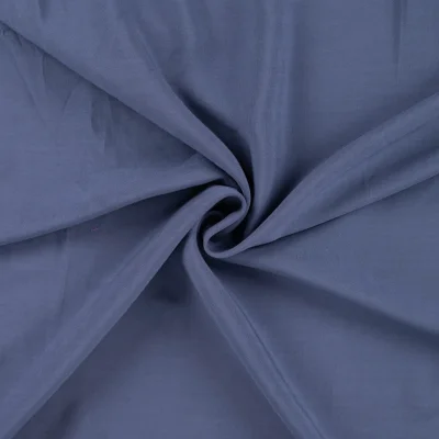Tissu Viscose légère uni Bleu denim - Par 10 cm